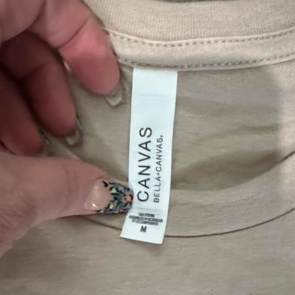 Window to the Wallen Graphic Tee with Bold Text - Picture 5 of 5